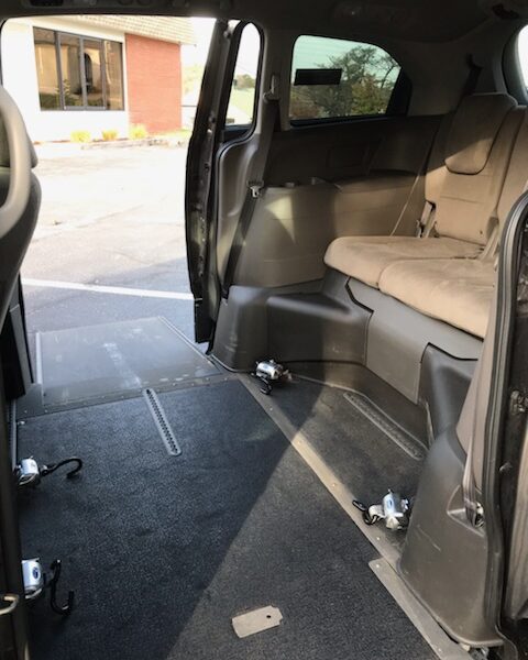 accessible van tie downs